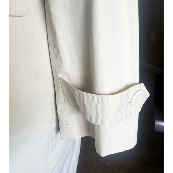 VINCE Trench Coat Light Khaki Womens 8 Classic Modern Lined Notched Button Lapel - Picture 6 of 11